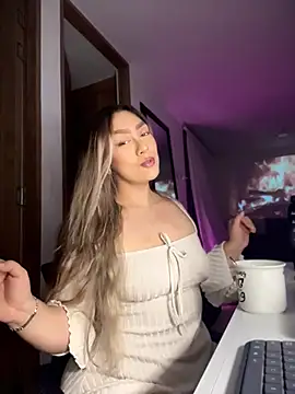 Im sophiie online show from 13, 3, 2026