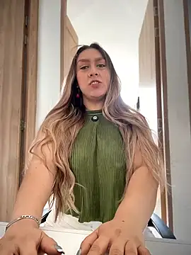Im sophiie online show from 23, 6, 2026