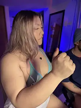 Snapshot of Im_sophiie chatting on 7, 11, 2025 Im sophiie online show from 7, 11, 2025