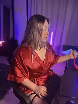 Snapshot of Im_sophiie chatting on 13, 11, 2025 Im sophiie online show from 13, 11, 2025