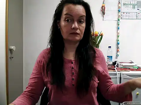 LoveNBloom online show from 5, 2, 2025