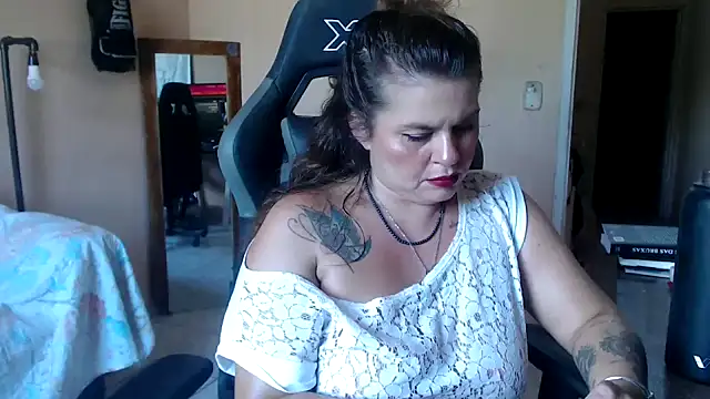 OliviaRojas online show from 17, 4, 2026