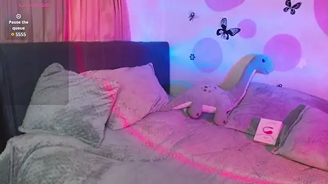 Snapshot of Cata_cortes chatting on 22, 2, 2025 Cata cortes online show from 22, 2, 2025