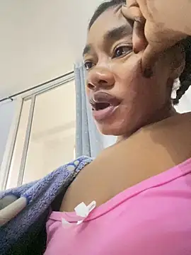Snapshot of _yisela_ chatting on 8, 6, 2026 yisela online show from 8, 6, 2026
