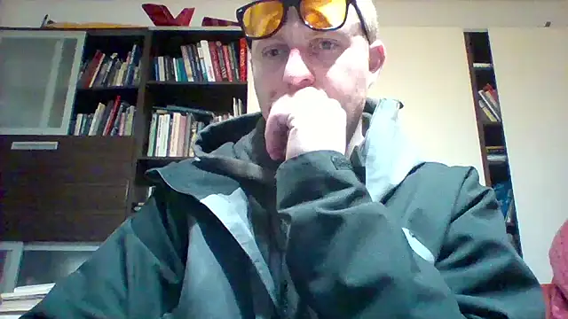 Matttthees online show from 10, 2, 2026