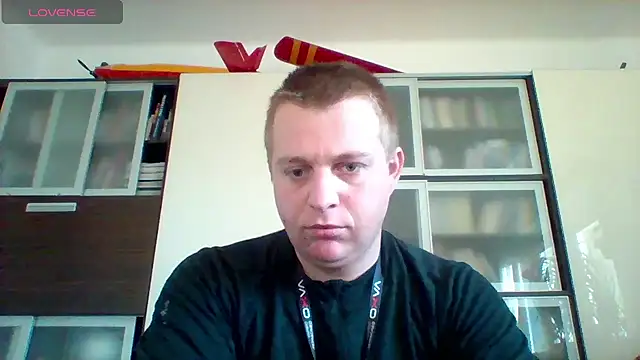 Snapshot of Matttthees chatting on 8, 11, 2025 Matttthees online show from 8, 11, 2025