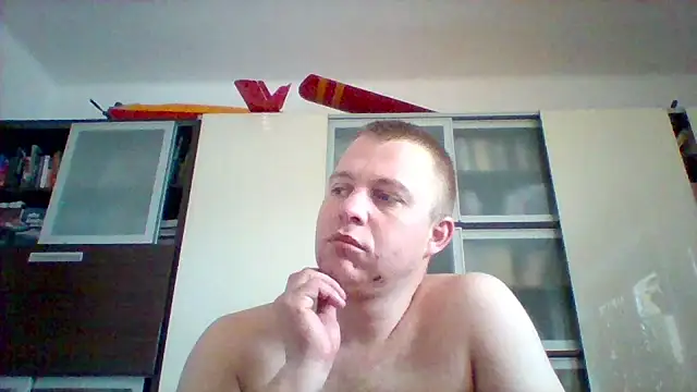 Snapshot of Matttthees chatting on 29, 11, 2025 Matttthees online show from 29, 11, 2025