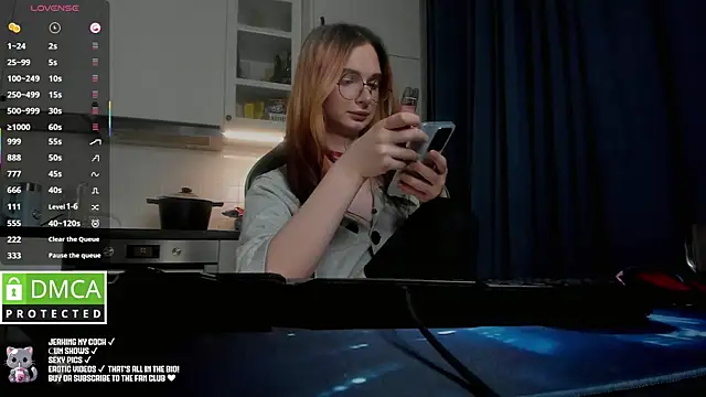 Lee Loo online show from 3, 3, 2025