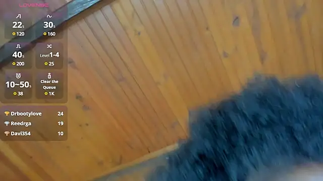 Snapshot of AlmaSean chatting on 4, 3, 2025 AlmaSean online show from 4, 3, 2025