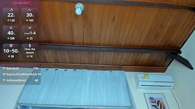 Snapshot of AlmaSean chatting on 8, 3, 2025 AlmaSean online show from 8, 3, 2025