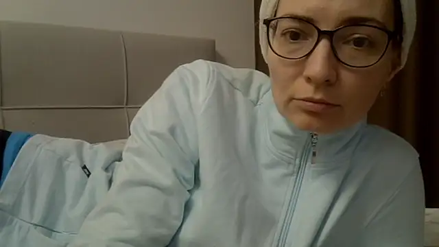 Ashleyspice online show from 12, 2, 2026