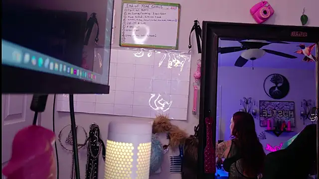 CharletteWebb online show from 30, 11, 2025