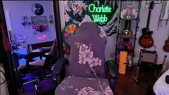 CharletteWebb online show from 15, 11, 2025