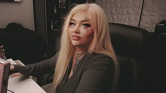 sheylagoddess11 online show from 17, 12, 2025