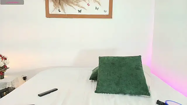kattyytaylor online show from 28, 7, 2026