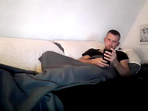 Cambitchboy online show from 27, 7, 2026