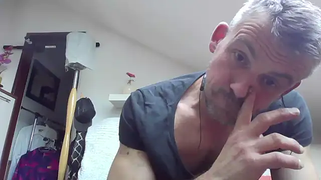 Cambitchboy online show from 15, 3, 2026