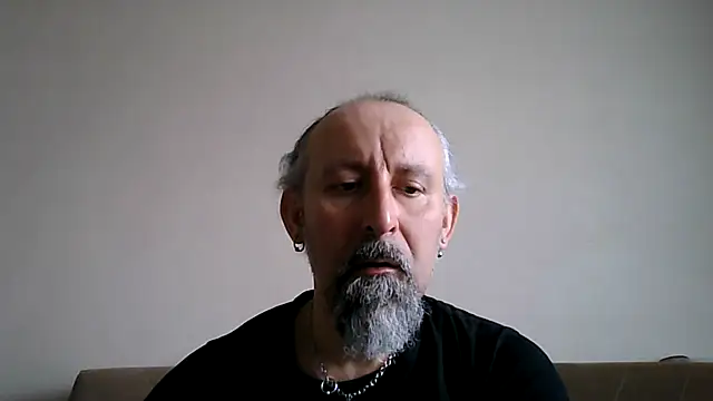 BuckWessle online show from 10, 4, 2026