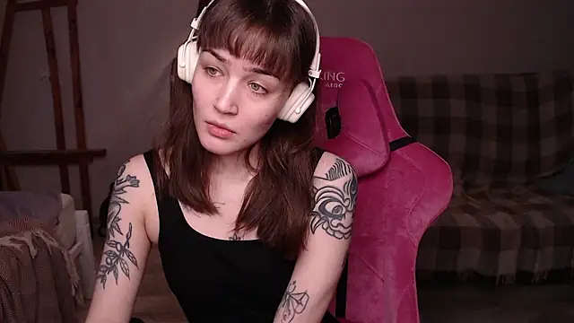 Snapshot of ElisabethIce chatting on 30, 3, 2026 ElisabethIce online show from 30, 3, 2026