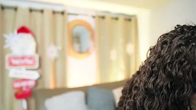 Snapshot of Valeriestyle chatting on 23, 12, 2025 Valeriestyle online show from 23, 12, 2025