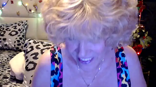 HappyWomanOn online show from 17, 4, 2026