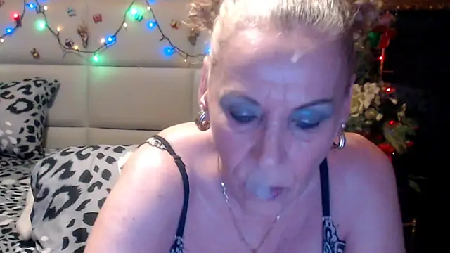 HappyWomanOn online show from 18, 7, 2026