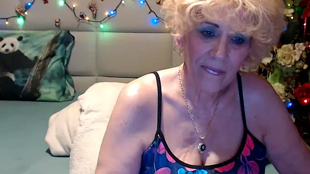 HappyWomanOn online show from 6, 6, 2026