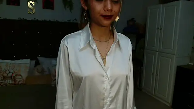 Pinkye skarlet online show from 7, 5, 2026
