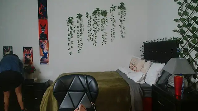 Pinkye skarlet online show from 18, 11, 2025