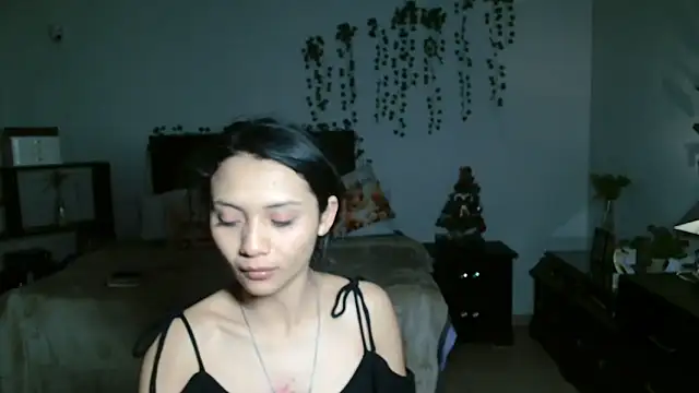 Pinkye skarlet online show from 5, 12, 2025