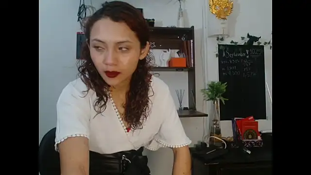 Pinkye skarlet online show from 17, 10, 2025