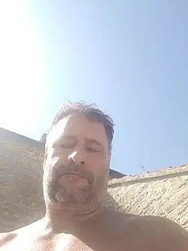 Snapshot of rob2810 chatting on 26, 6, 2026 rob2810 online show from 26, 6, 2026