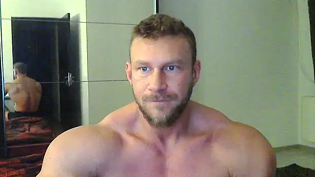 muscularkevin online show from 4, 12, 2024