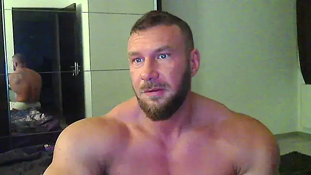 Snapshot of muscularkevin chatting on 20, 5, 2026 muscularkevin online show from 20, 5, 2026
