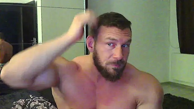 Snapshot of muscularkevin chatting on 23, 4, 2026 muscularkevin online show from 23, 4, 2026