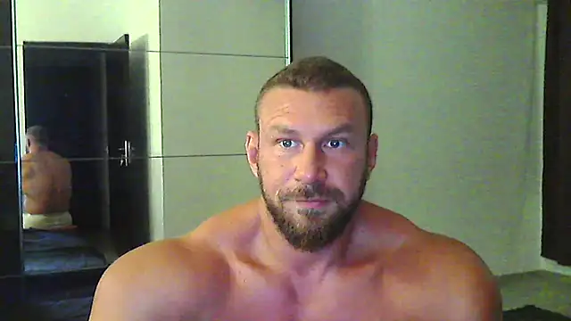 Snapshot of muscularkevin chatting on 8, 7, 2026 muscularkevin online show from 8, 7, 2026