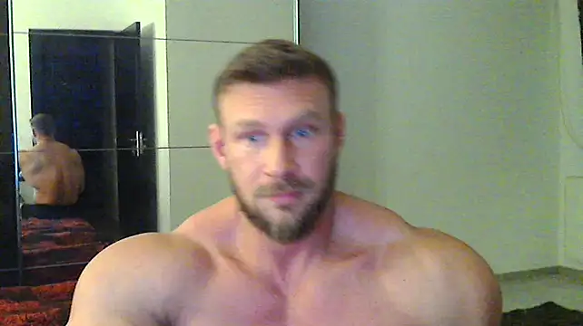 muscularkevin online show from 5, 12, 2024