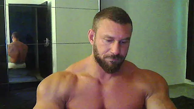 Snapshot of muscularkevin chatting on 13, 7, 2026 muscularkevin online show from 13, 7, 2026