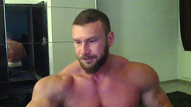 Snapshot of muscularkevin chatting on 26, 5, 2026 muscularkevin online show from 26, 5, 2026