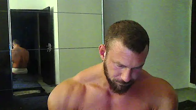 Snapshot of muscularkevin chatting on 16, 7, 2026 muscularkevin online show from 16, 7, 2026