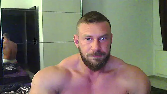 Snapshot of muscularkevin chatting on 29, 4, 2026 muscularkevin online show from 29, 4, 2026