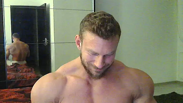 muscularkevin online show from 7, 12, 2024