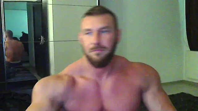 Snapshot of muscularkevin chatting on 25, 5, 2026 muscularkevin online show from 25, 5, 2026