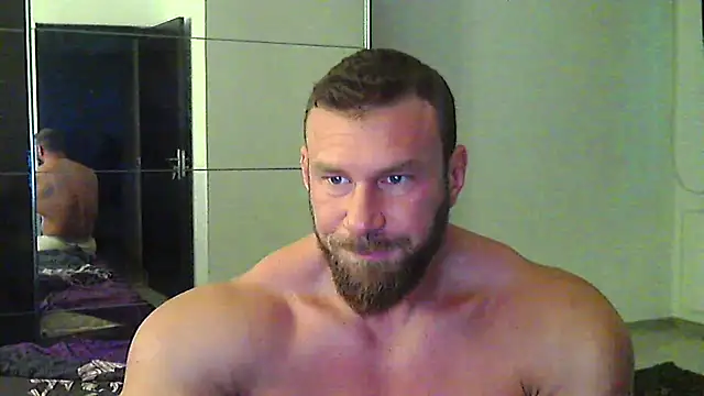 Snapshot of muscularkevin chatting on 16, 5, 2026 muscularkevin online show from 16, 5, 2026