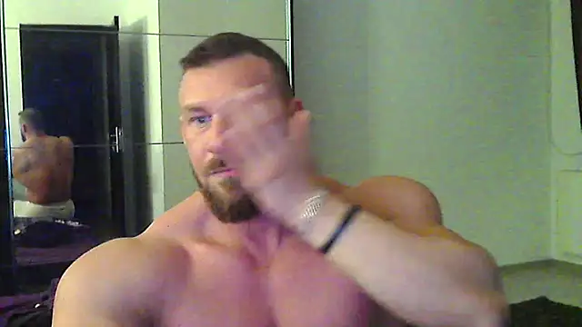 Snapshot of muscularkevin chatting on 2, 5, 2026 muscularkevin online show from 2, 5, 2026