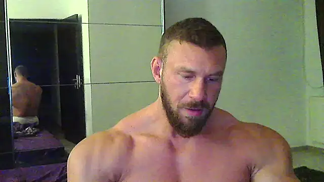 Snapshot of muscularkevin chatting on 9, 5, 2026 muscularkevin online show from 9, 5, 2026
