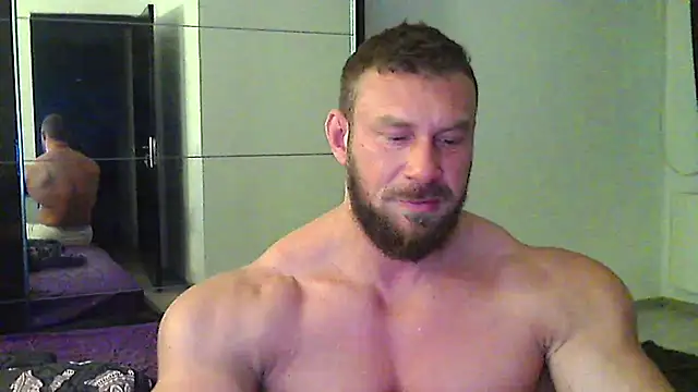 Snapshot of muscularkevin chatting on 24, 4, 2026 muscularkevin online show from 24, 4, 2026