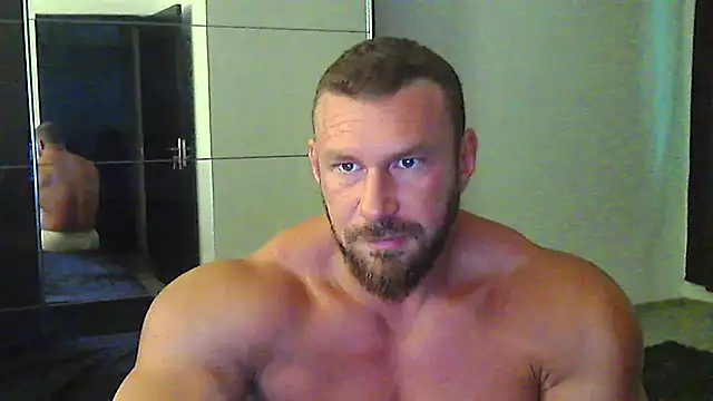 Snapshot of muscularkevin chatting on 10, 7, 2026 muscularkevin online show from 10, 7, 2026