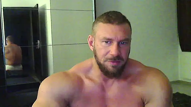 Snapshot of muscularkevin chatting on 23, 5, 2026 muscularkevin online show from 23, 5, 2026