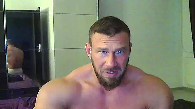 Snapshot of muscularkevin chatting on 11, 5, 2026 muscularkevin online show from 11, 5, 2026